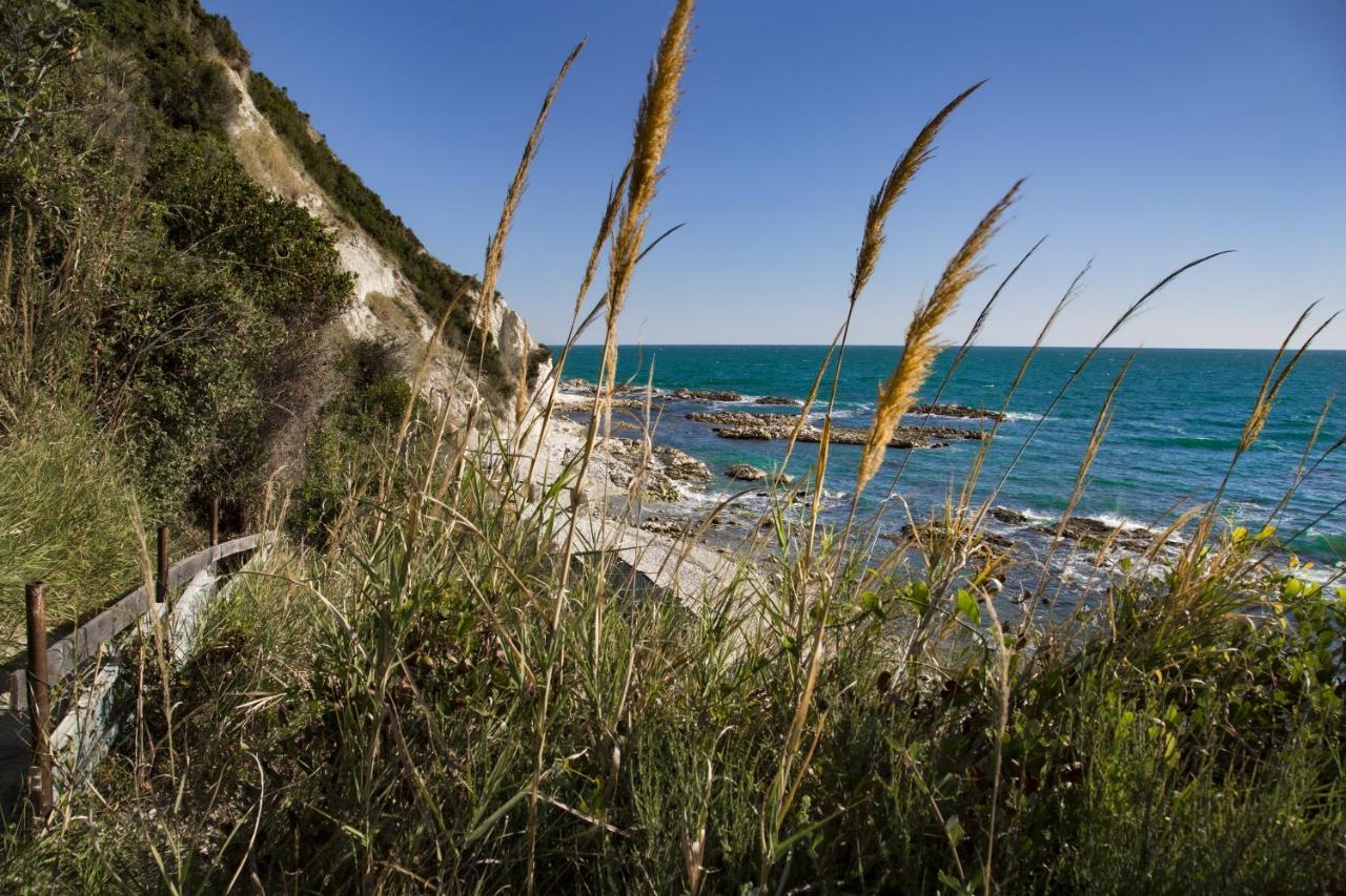 Brezza Del Conero Ancona Exterior foto